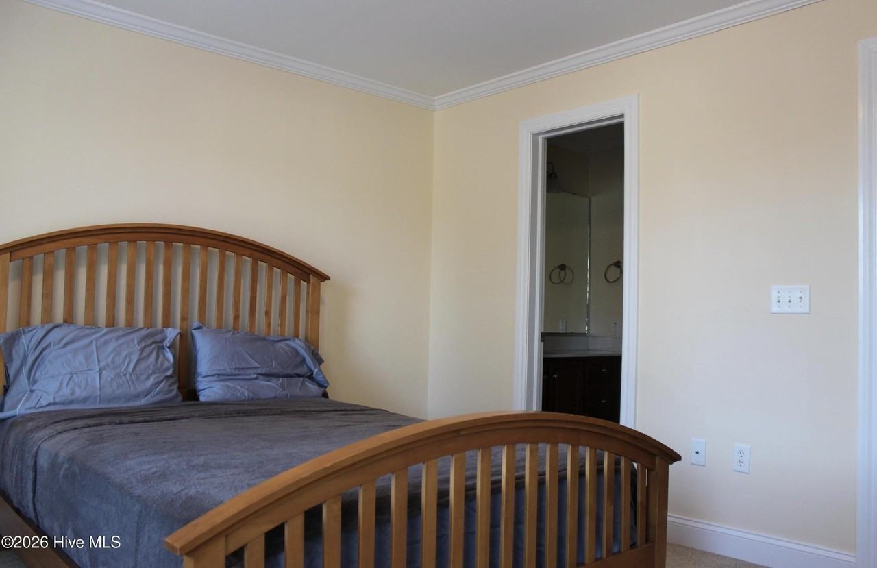 254 E Delaware Ave - Photo 7 of 13