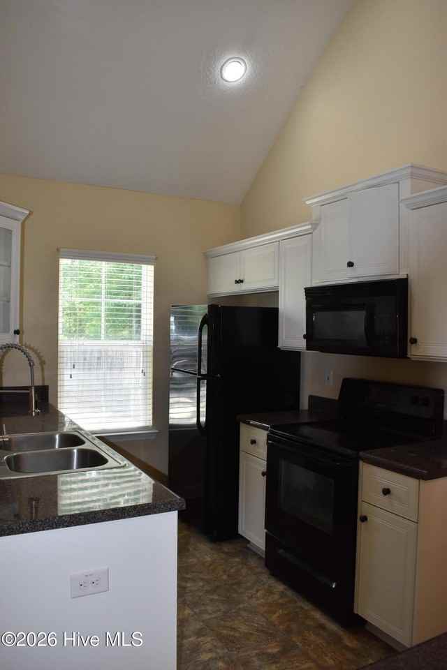 504 York Loop - Photo 3 of 18