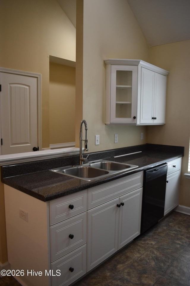 504 York Loop - Photo 5 of 18