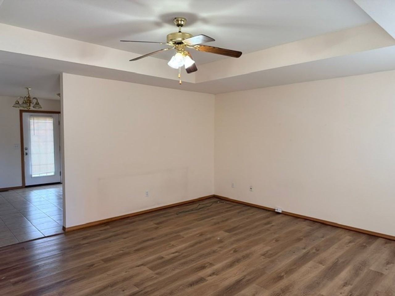 3416 S Juniper Ave - Photo 2 of 5