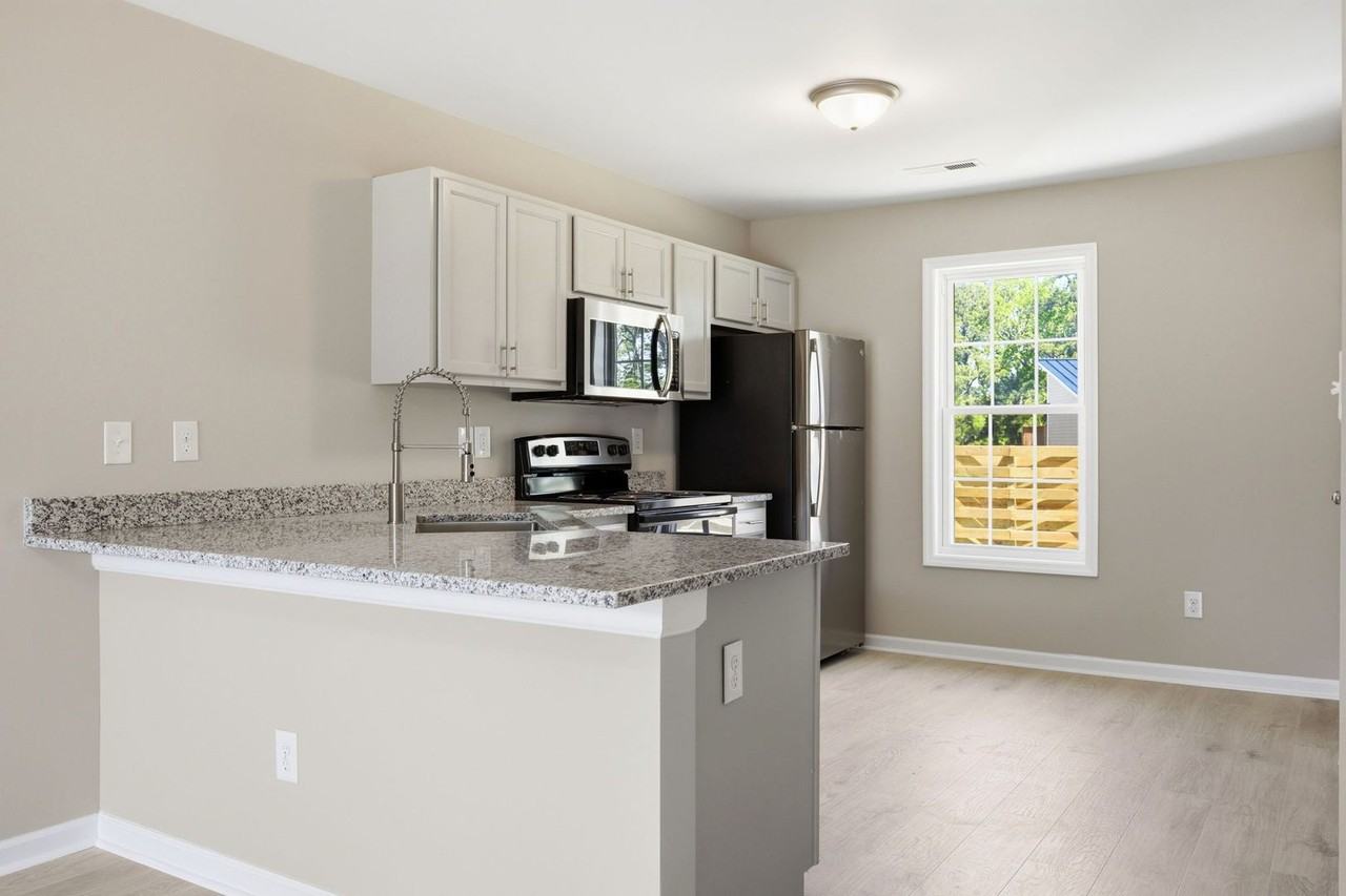 60 Coats Cir - Photo 7 of 14