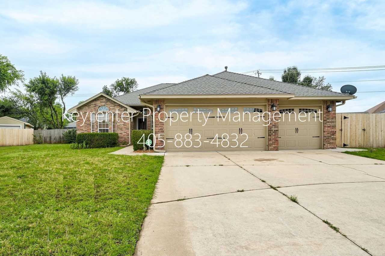 1820 Fair Meadow Dr - Photo 4 of 43