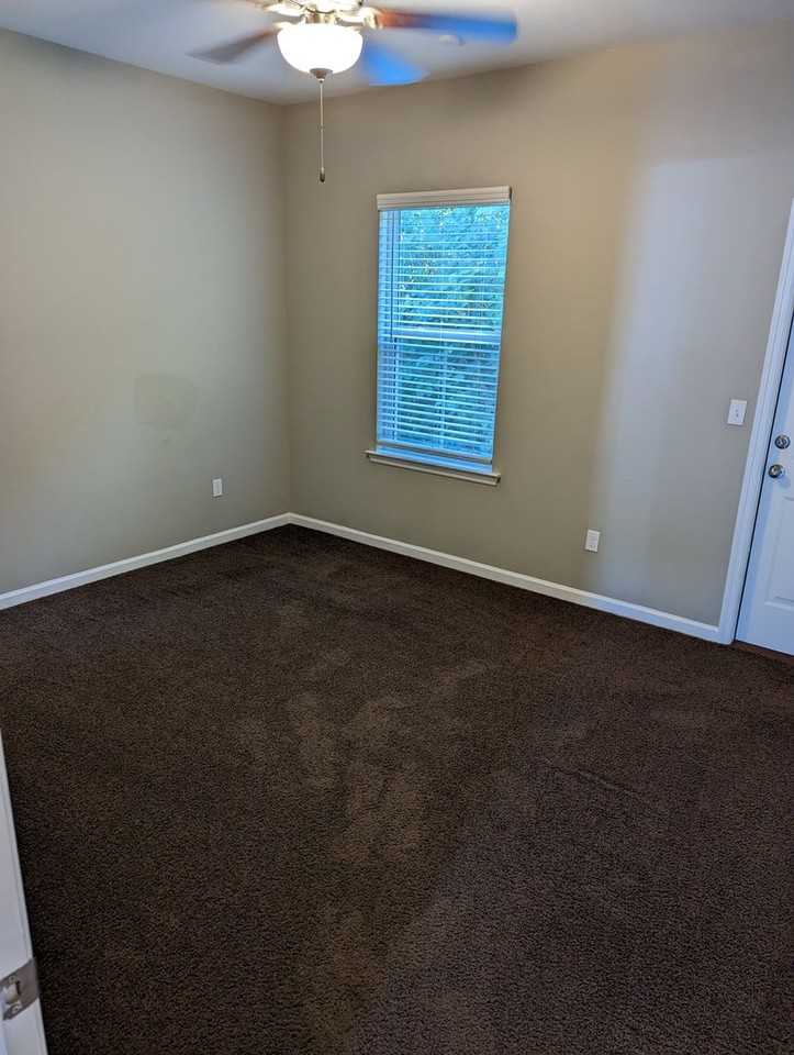 2013 Tyson Green Ave - Photo 7 of 8