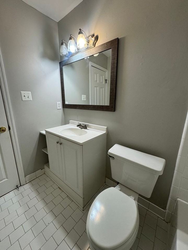 4213 Fairfield Cir - Photo 3 of 17