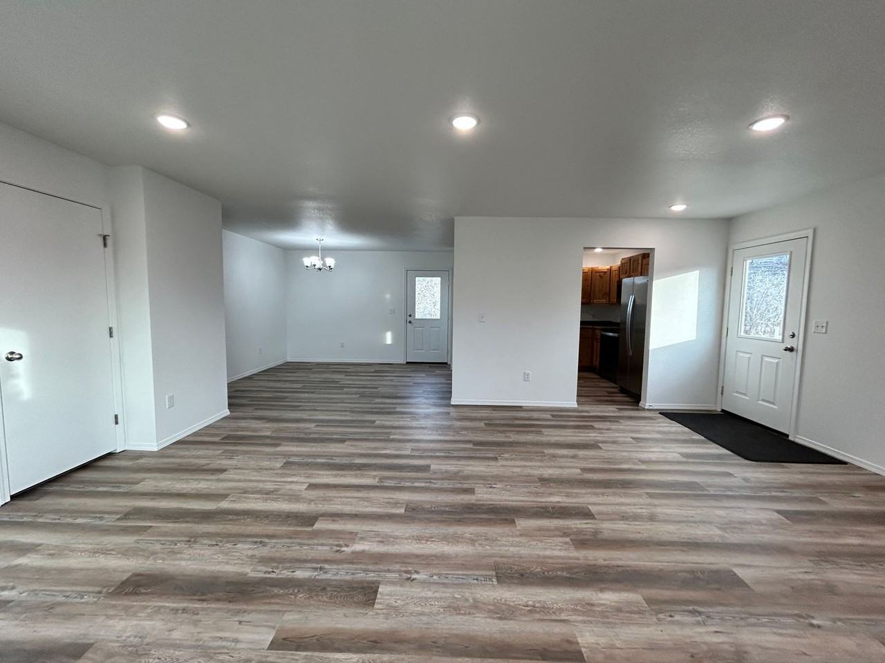 595 Creek Hollow Way - Photo 6 of 35