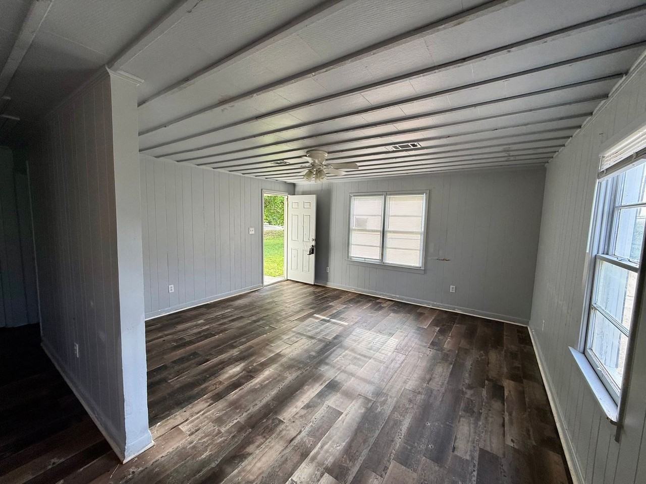 1903 Arch St - Photo 3 of 10