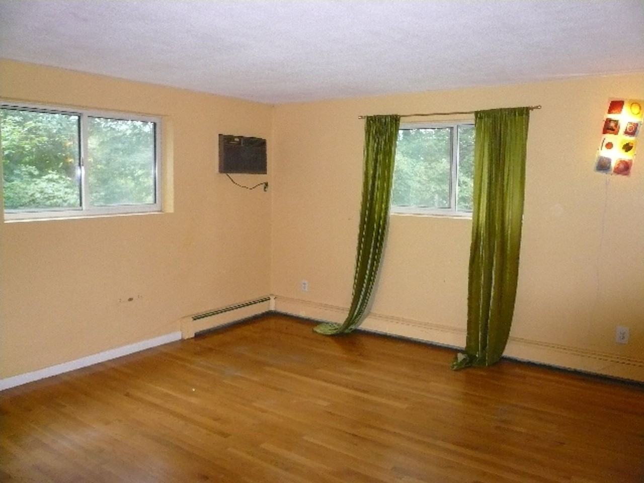 73B Charlesbank Rd - Photo 4 of 7