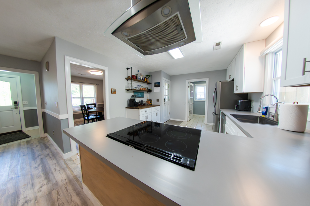 4621 Barnards Landing Rd - Photo 6 of 27