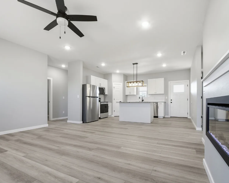 46 Whitley Ln #1 - Photo 4 of 14