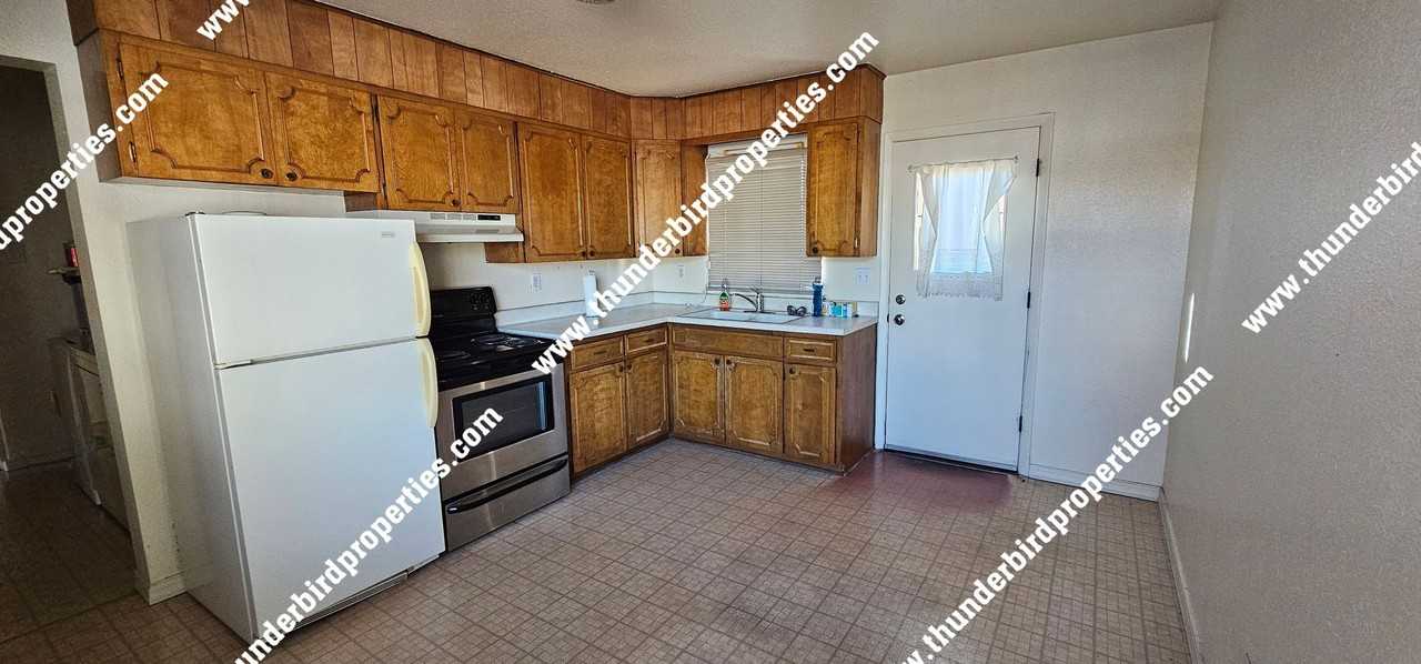 2134 Coal Pl Se - Photo 2 of 9