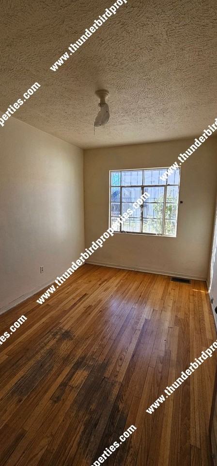2134 Coal Pl Se - Photo 4 of 9