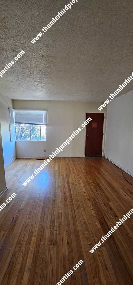 2134 Coal Pl Se - Photo 6 of 9