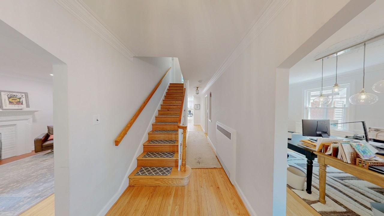 8403 Bradmoor Dr - Photo 3 of 19