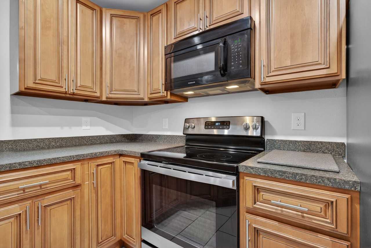 100 Ironwood Dr #133 - Photo 7 of 27