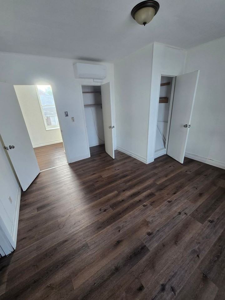 1223 W Main St - Photo 6 of 20