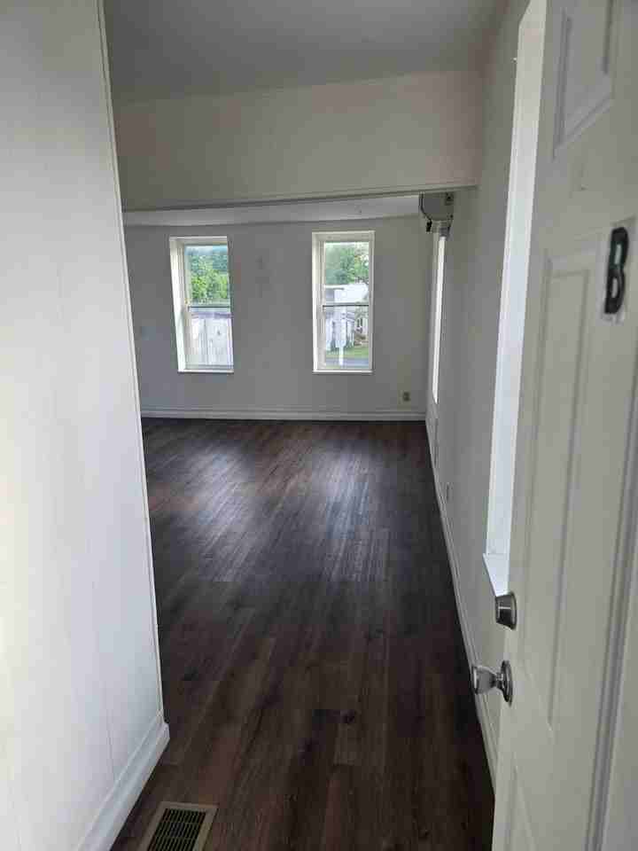 1223 W Main St - Photo 7 of 20