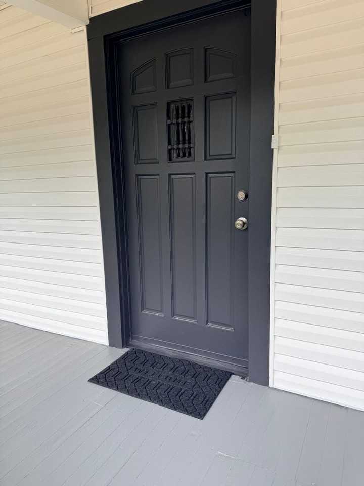 2078 Woodside St - Photo 2 of 11