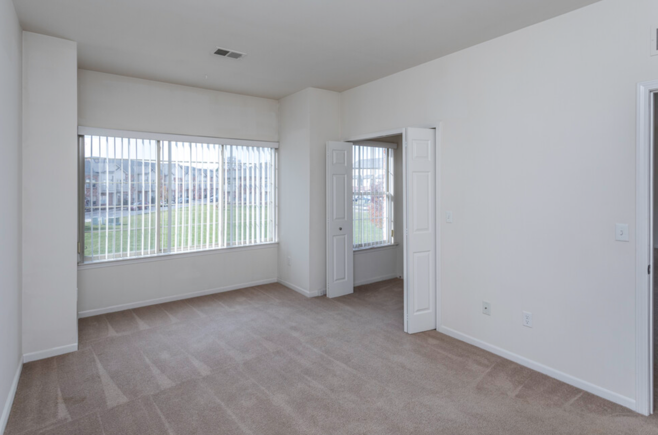 Towne Center Flats - 14120 Webster Dr. - Photo 6 of 9