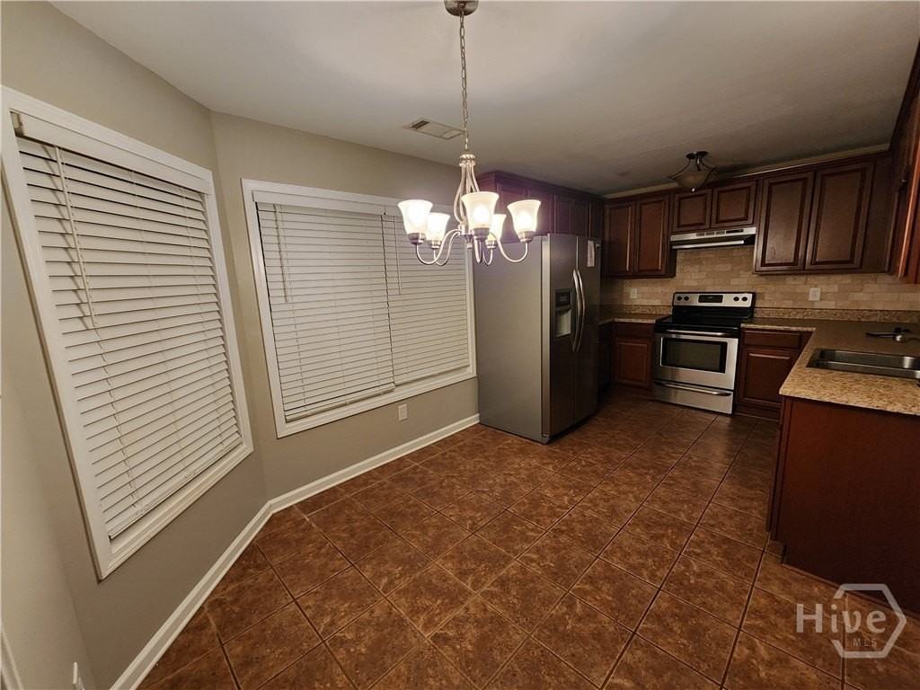 1407 Princeton Dr - Photo 3 of 6