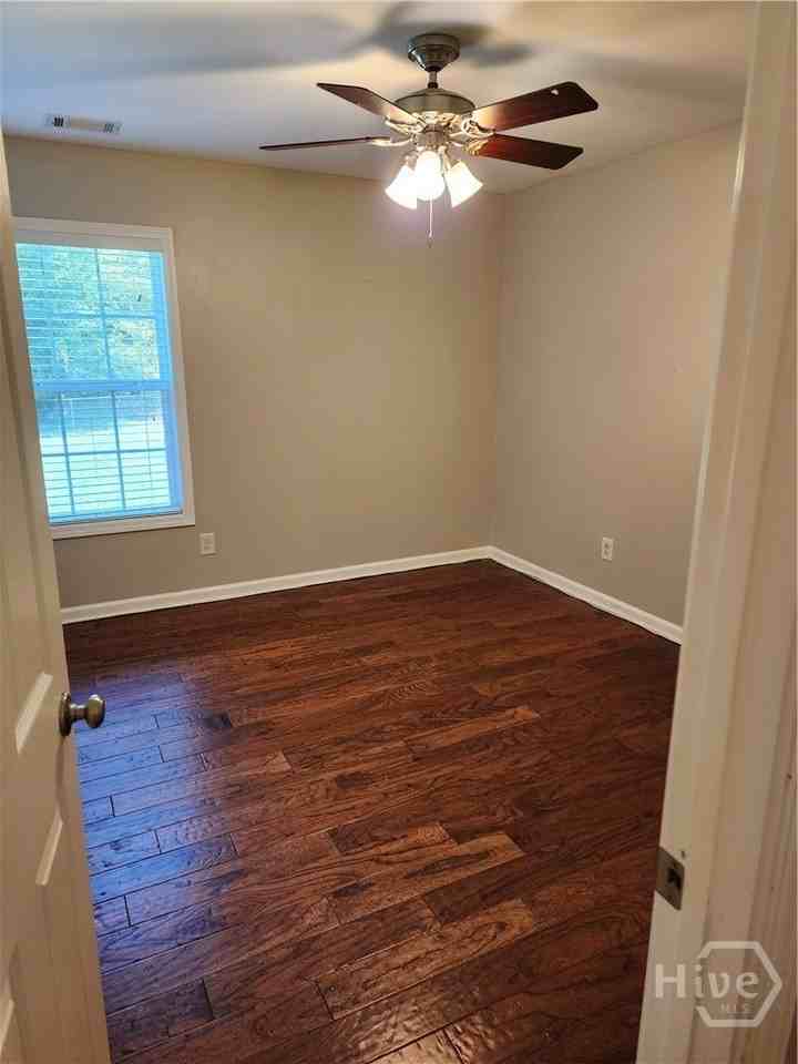 1407 Princeton Dr - Photo 5 of 6