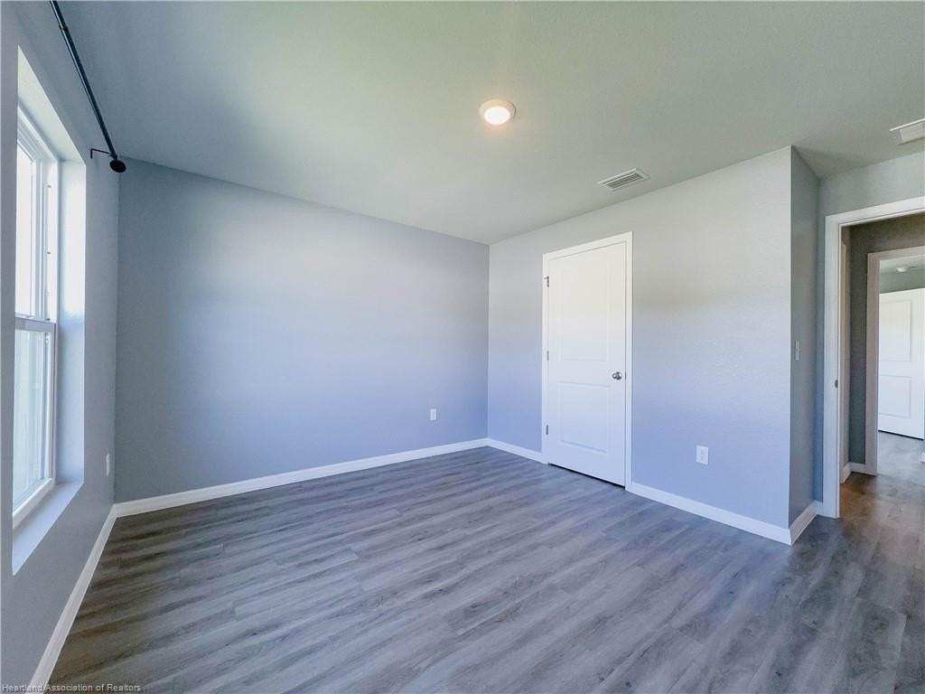 1392 Stone Ridge Cir - Photo 5 of 35