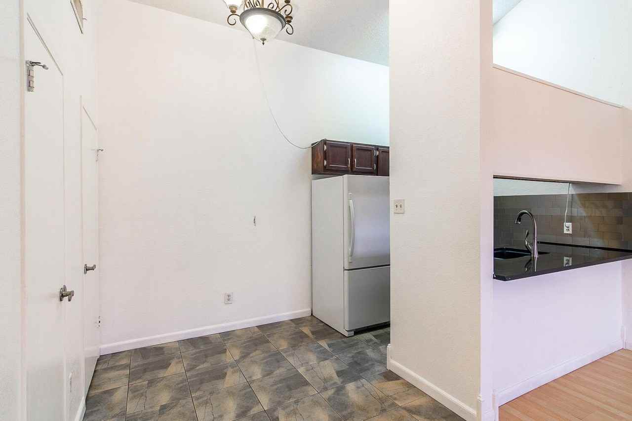 201 N Troy Ave #A - Photo 4 of 9