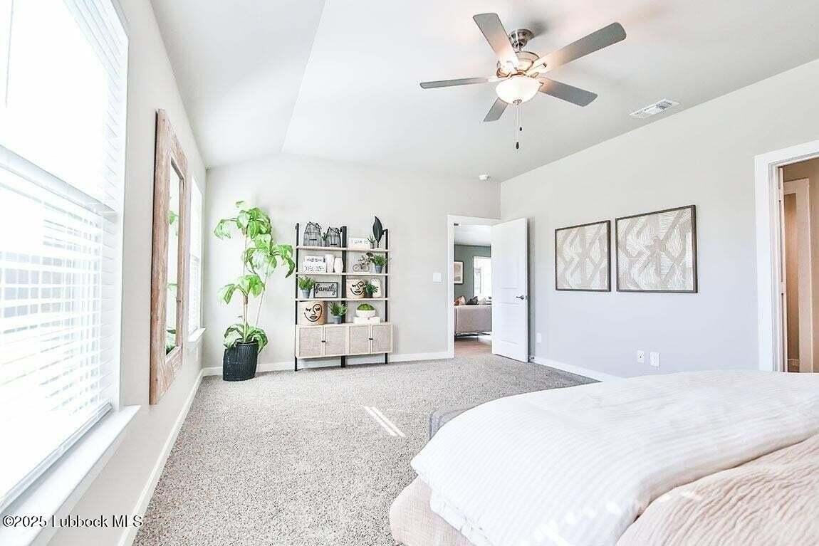 324 Ranger St - Photo 5 of 12