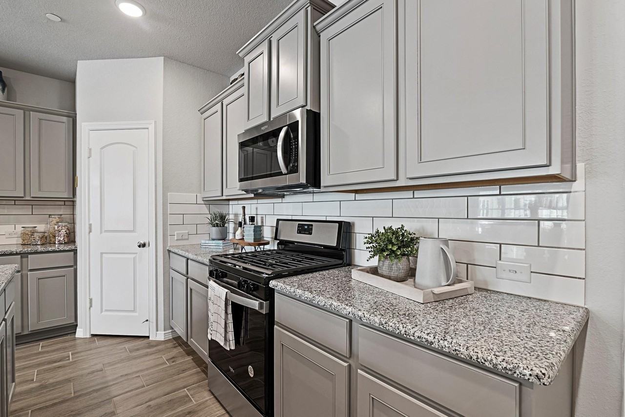 3036 Shire Dr #1 - Photo 6 of 30