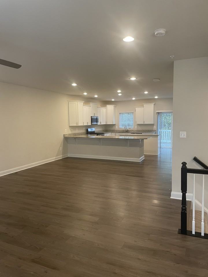 1527 Witchhazel Cir #1 - Photo 7 of 17