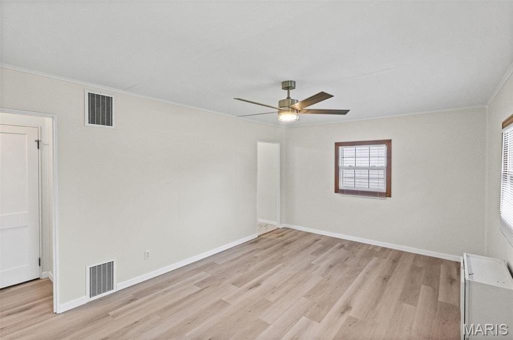 1104 Bel Aire Dr - Photo 5 of 23