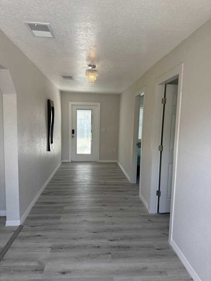 Olive Ave - Photo 6 of 15