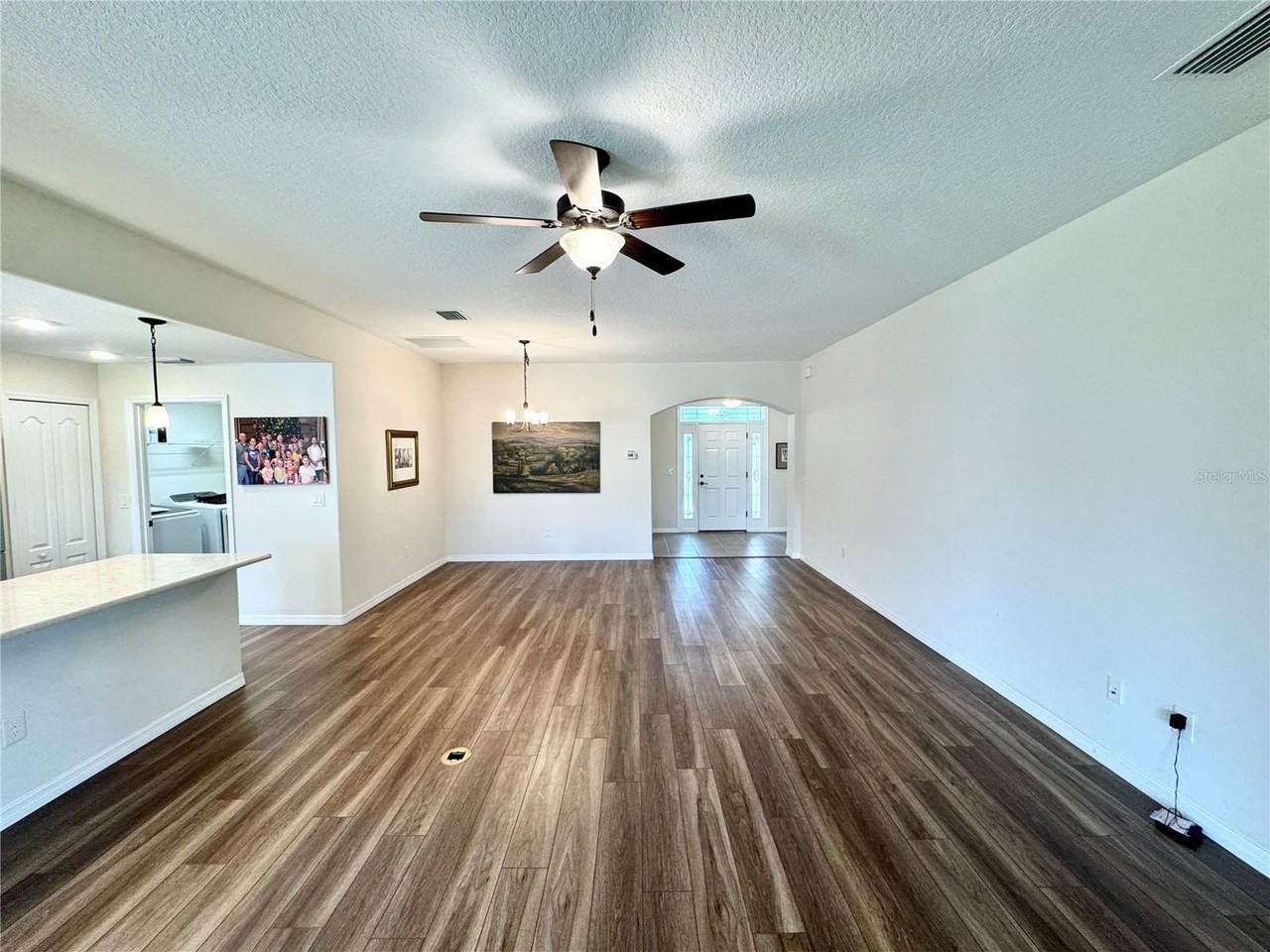 3690 Arlington Ridge Blvd - Photo 3 of 19