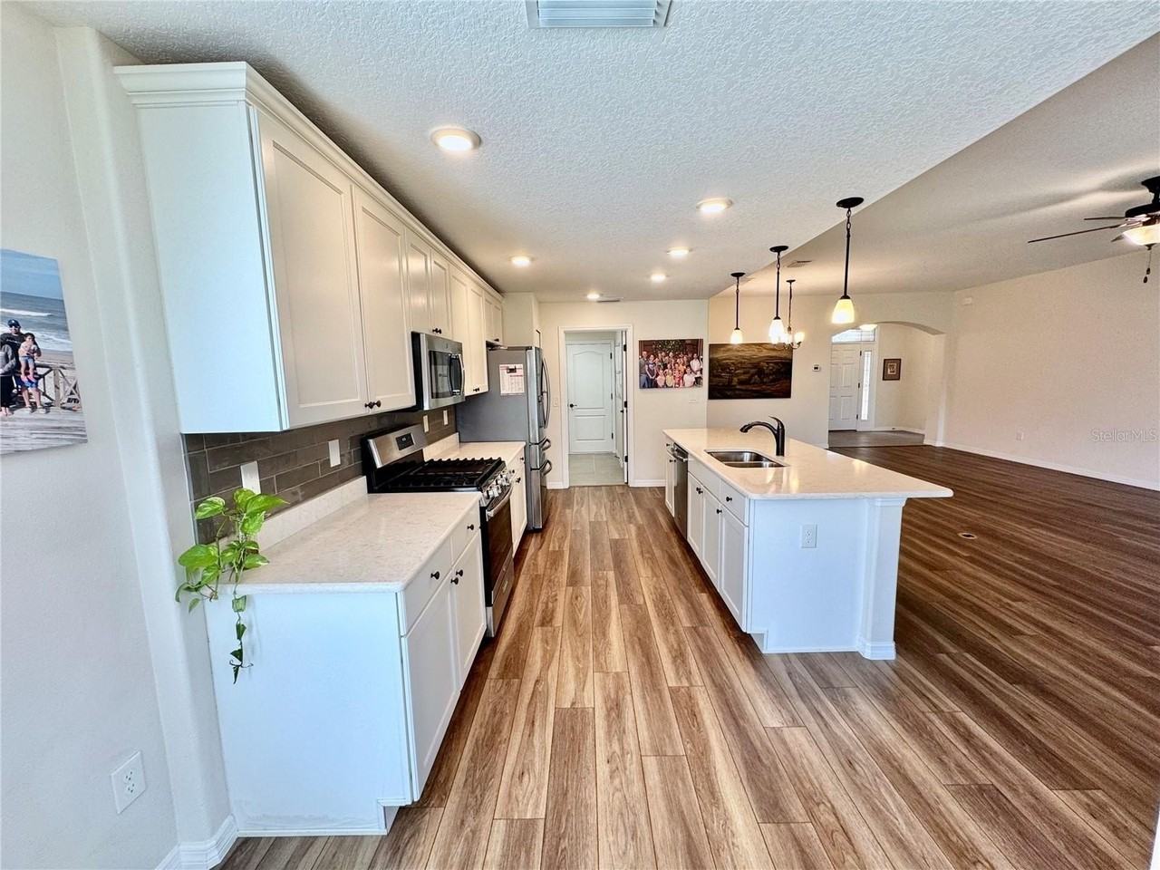 3690 Arlington Ridge Blvd - Photo 7 of 19
