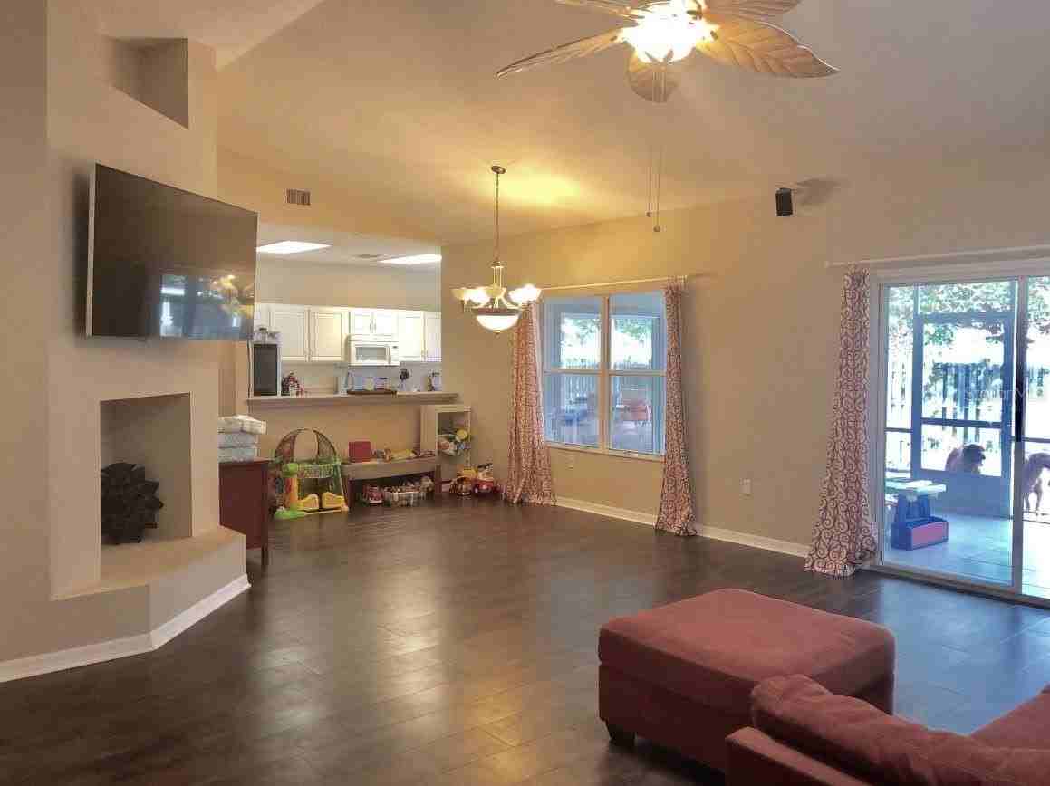 4955 Nw 21st St - Photo 3 of 22