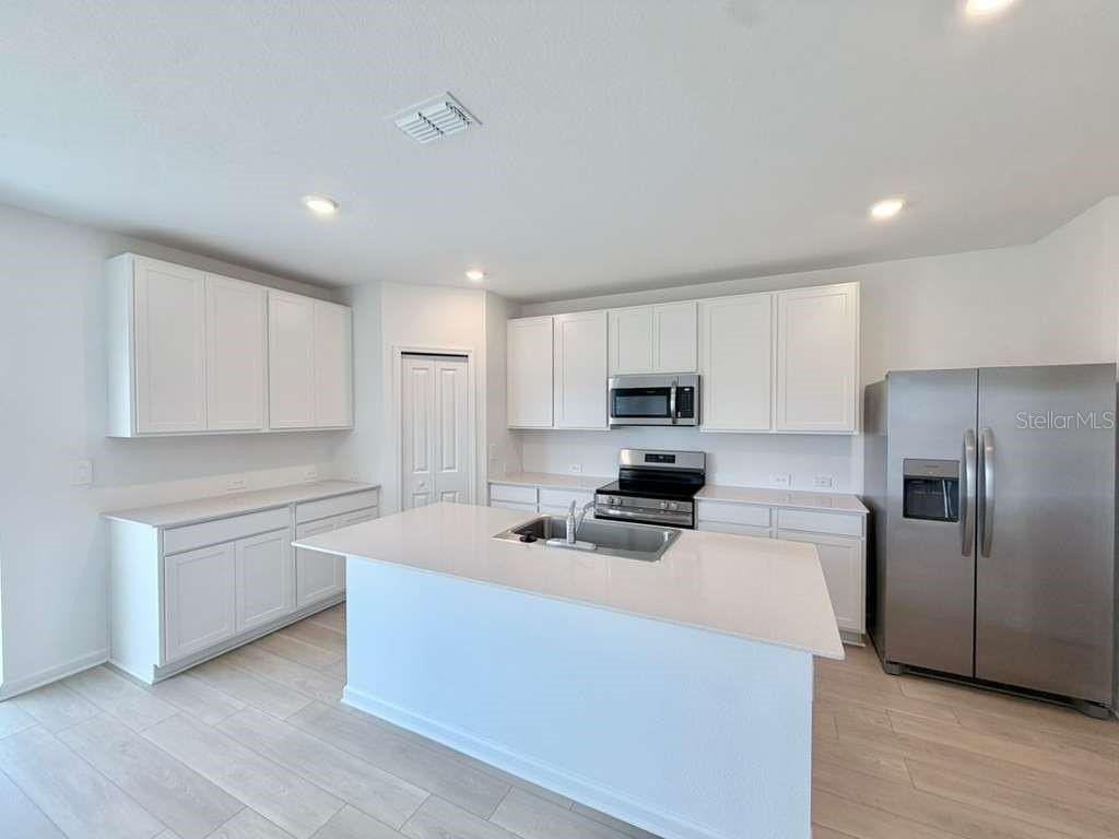 6472 Domizio Dr - Photo 6 of 27