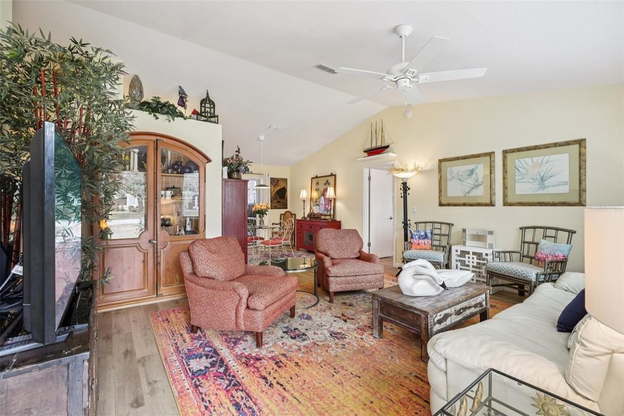 1625 New Abbey Ave - Photo 6 of 34
