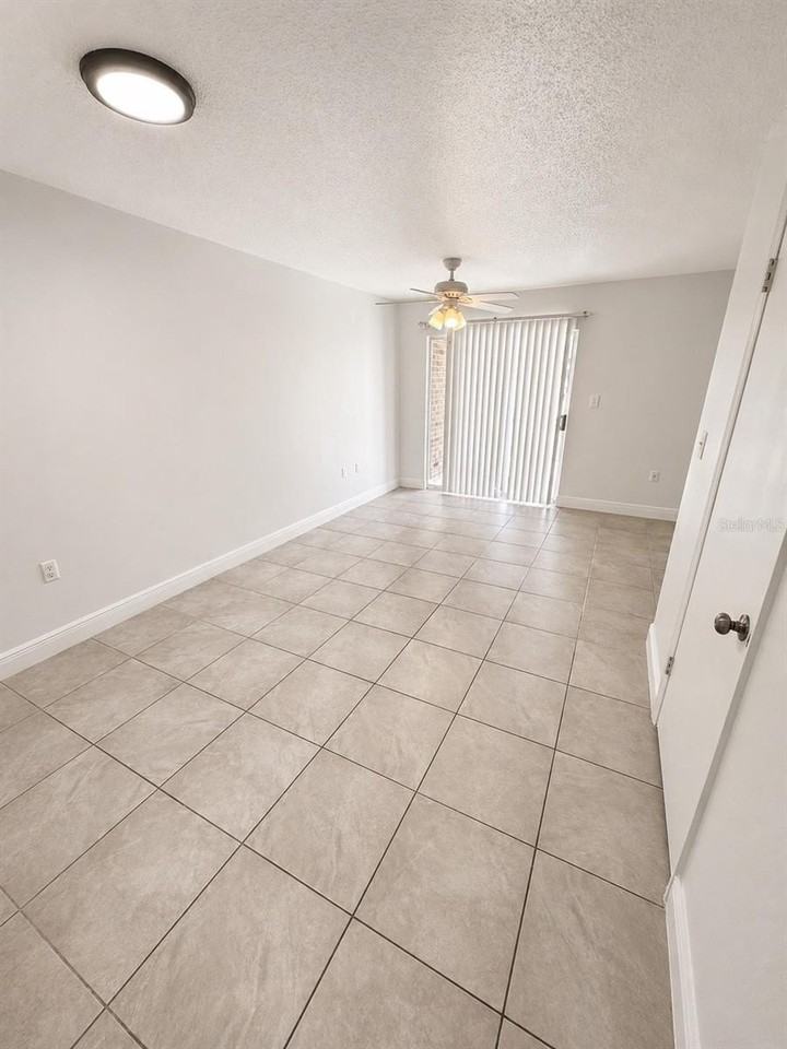 1181 Bentley Rd #4 - Photo 5 of 13