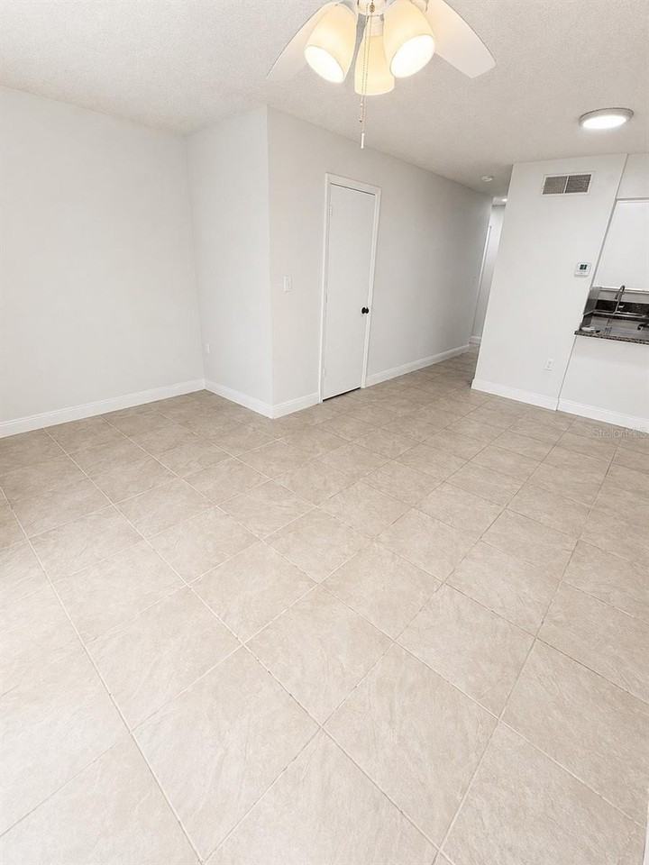 1181 Bentley Rd #4 - Photo 6 of 13