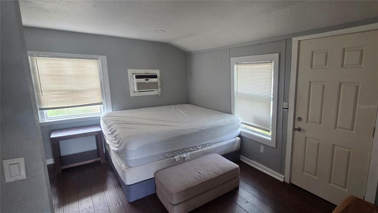 5475 42nd St N #1 - Photo 6 of 11