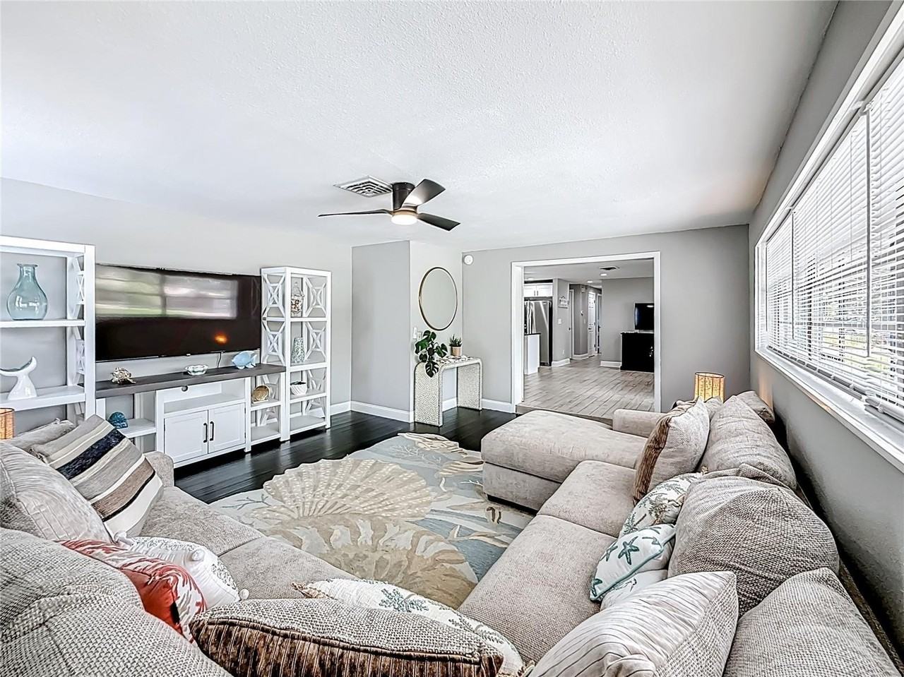 2449 66th Ave S - Photo 4 of 16