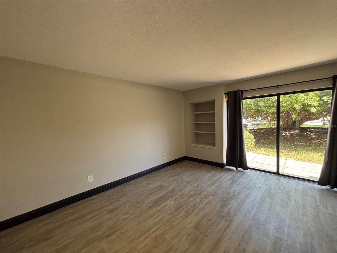 4364 Outrigger Ln - Photo 5 of 16