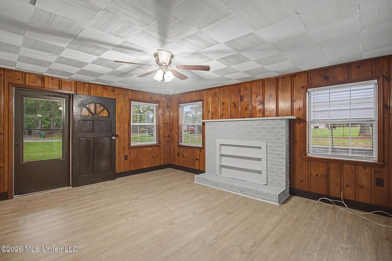3170 Road 345 - Photo 3 of 25