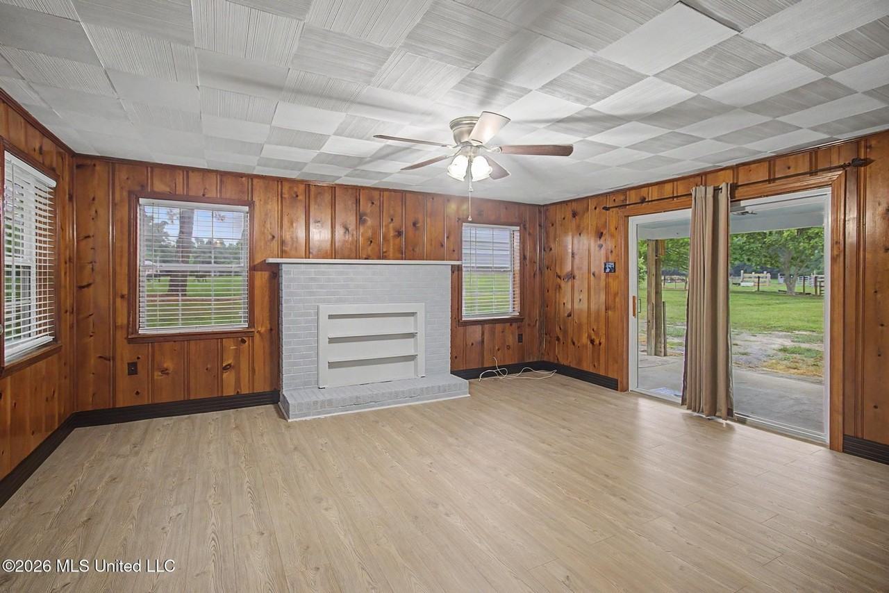 3170 Road 345 - Photo 4 of 25