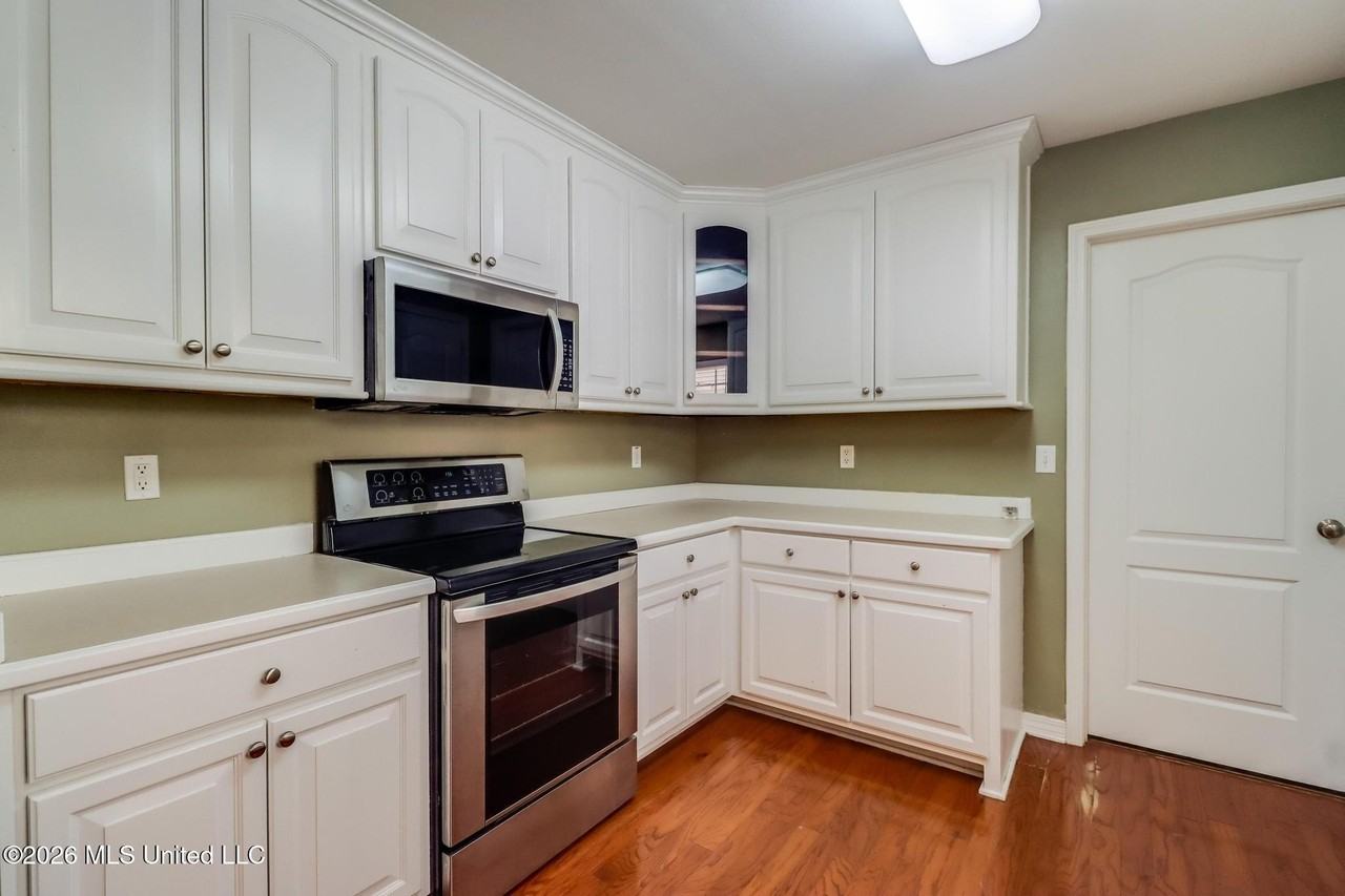 17259 Moran Rd - Photo 6 of 20