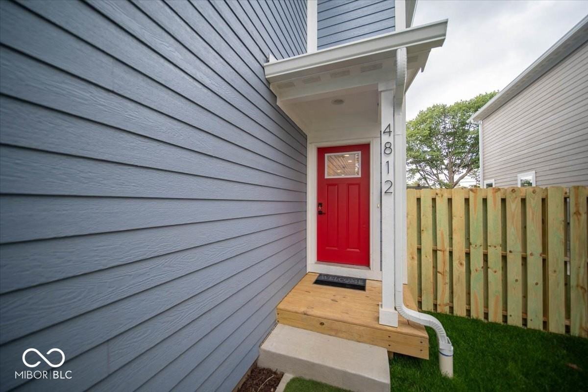4812 Norwaldo Ave - Photo 2 of 27