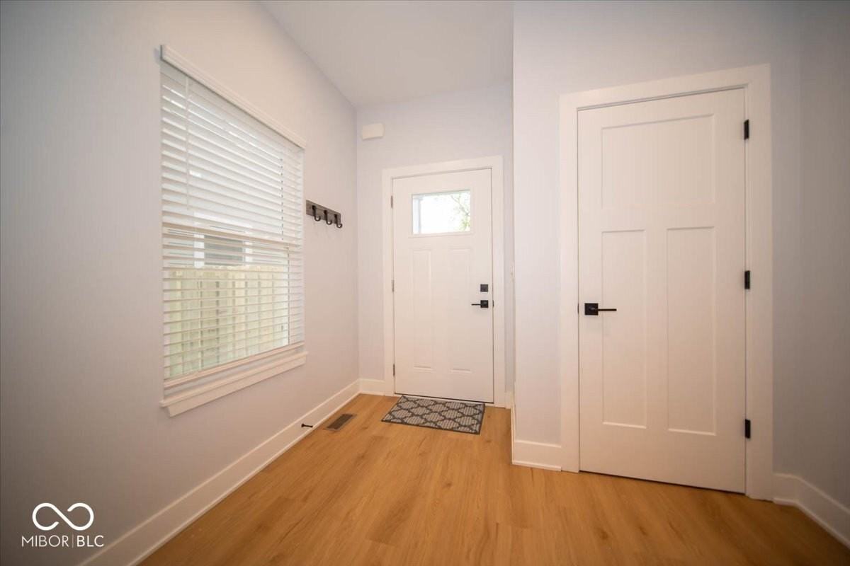 4812 Norwaldo Ave - Photo 4 of 27