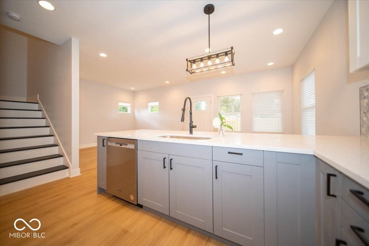 4812 Norwaldo Ave - Photo 6 of 27