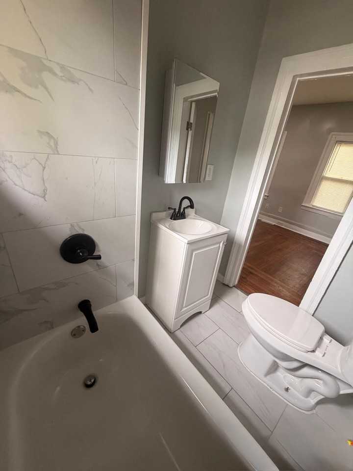 32 Redfield St #2 - Photo 3 of 8