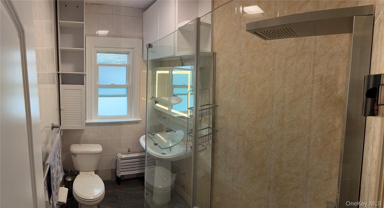 10206 63rd Ave #2 - Photo 4 of 14