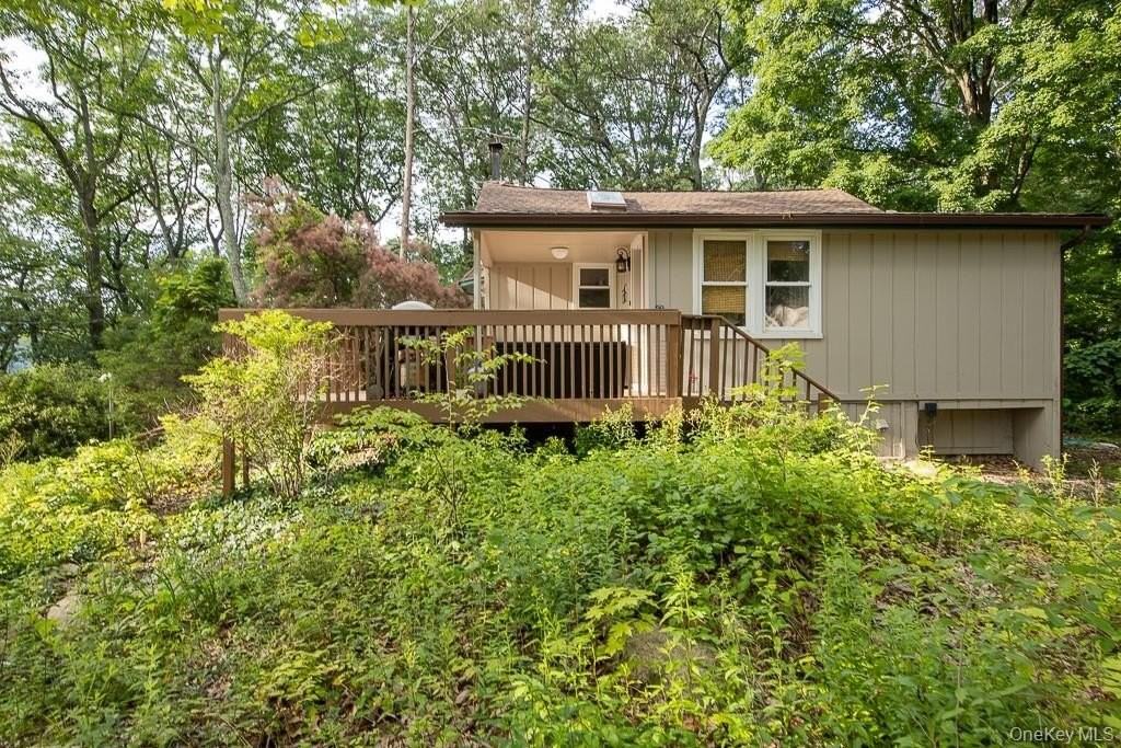 56 Bluff Ave - Photo 3 of 26